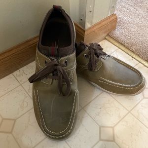 Margaritaville men’s leather boat shoes. Great condition. Size 8.5